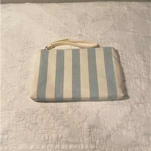 Draper James wristlet